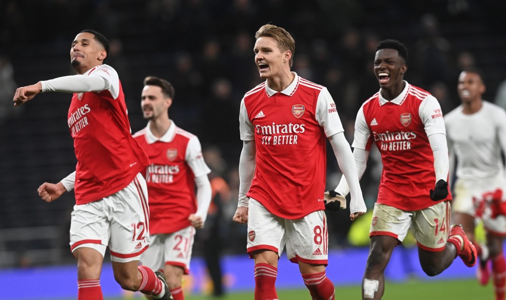 百年传统断裂：英超节礼日仅剩一场，商业赛程压倒历史（传统生变：英超节礼日仅余一战，商业考量凌驾于历史）