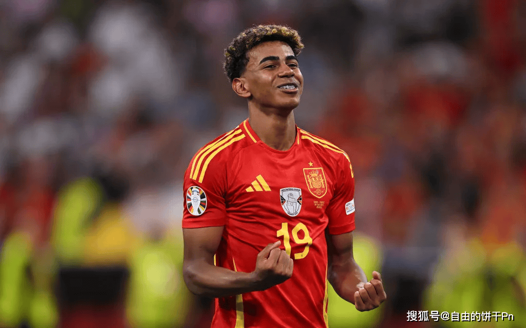 TA分析3-5-2阵型：从翼卫驱动到双锋美学，弱队逆袭制胜之道（深度解构3-5-2：翼卫引擎与双锋美学，弱旅逆袭的制胜密码）